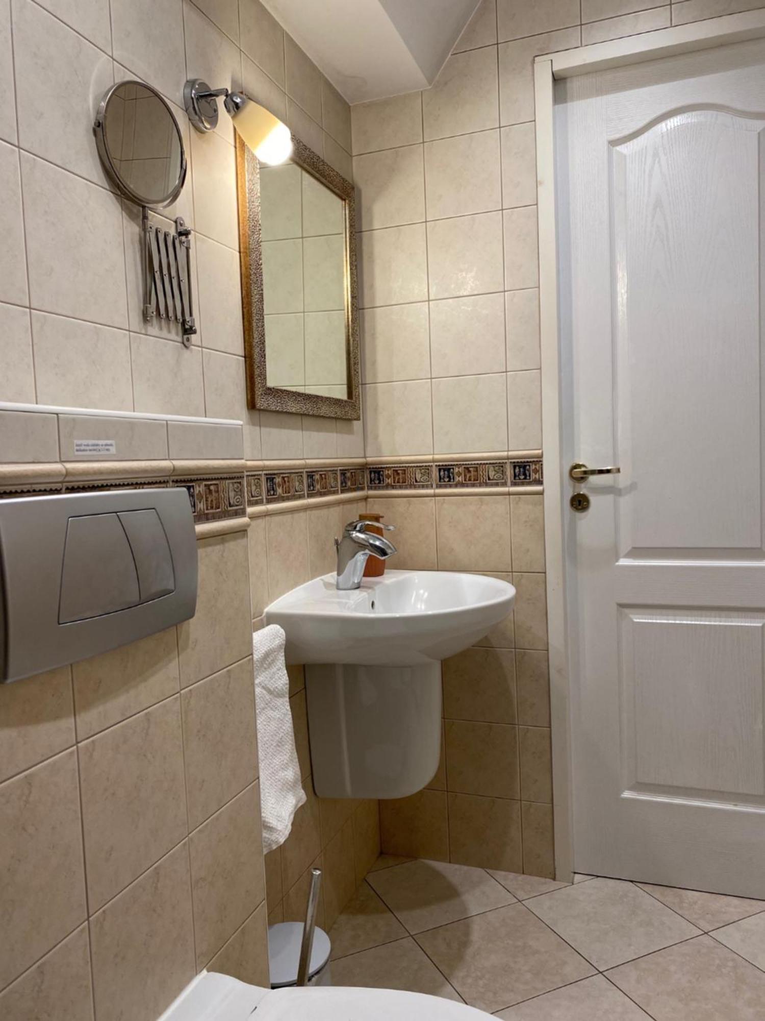 Apartament Plac Moniuszki 11 Kielce Exterior photo